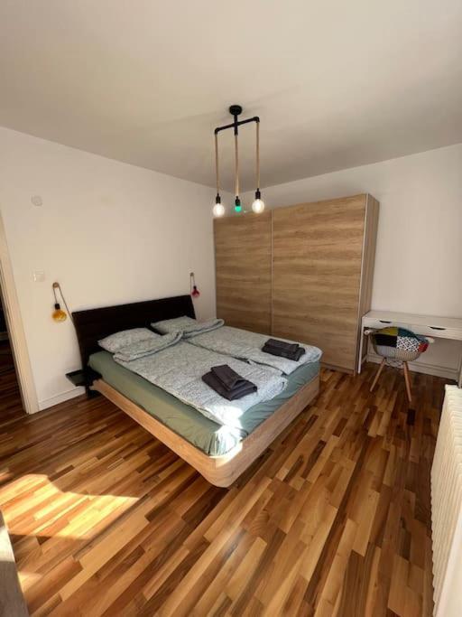 Family Friendly Downtown Apart Sofia Exteriör bild